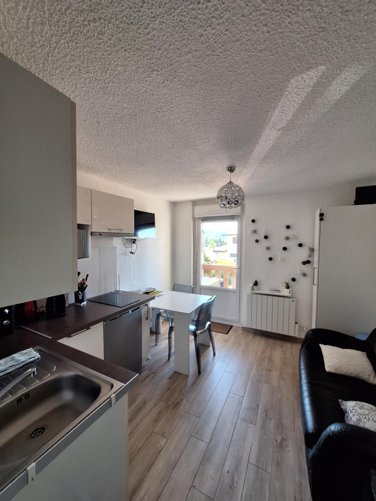 Studio Renove Confort Meuble 3 Etoiles - Les Cretets เลรูส ภายนอก รูปภาพ